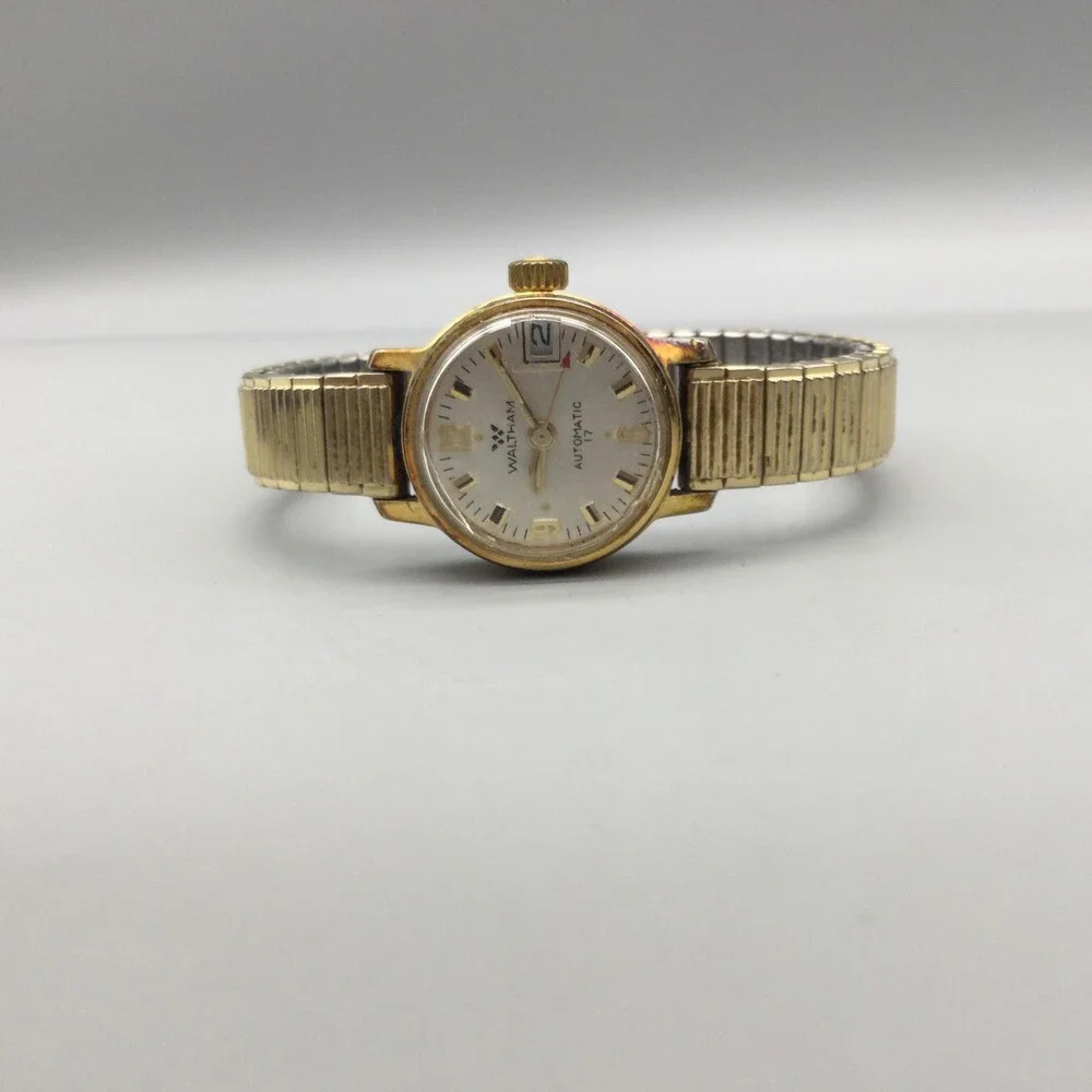 Vintage Waltham Automatic Womens Watch 21mm CRACKED CRYSTAL Gold Tone Bracelet